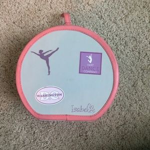 Isabella’s Suitcase